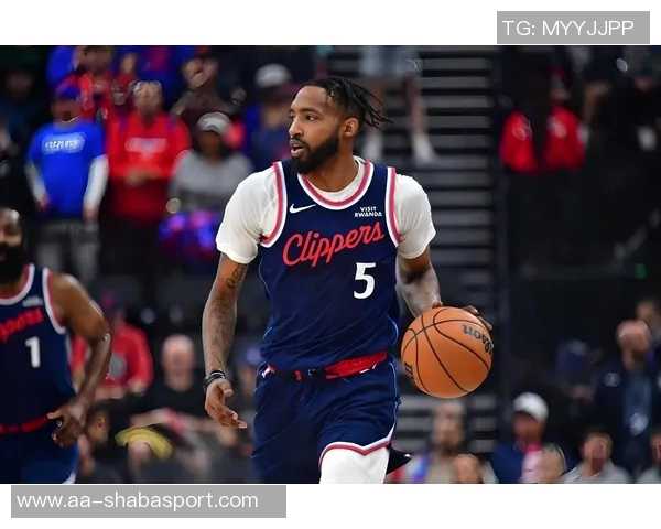 塞布尔谈开拓者新体系强调全员参与避免战术停滞