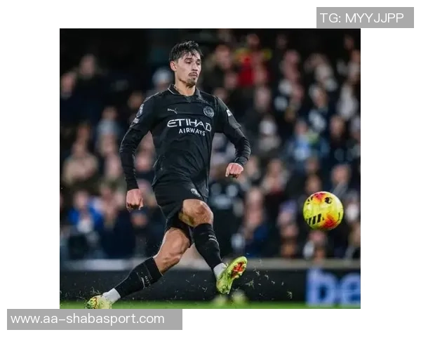 失去绝佳机会戴维精准直塞助攻孔塞桑单刀射门被门将神勇扑出